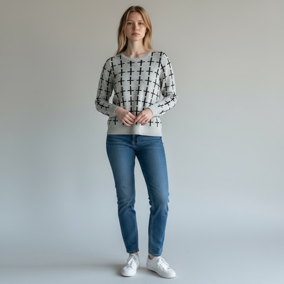 POL Cotton Long Sleeve Pullover Crewneck Sweater Gray Black Size Medium - Picture 7 of 9